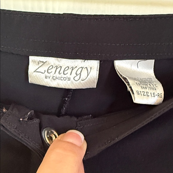 Chico’s Zenergy Black Women's Pants - Picture 3 of 4